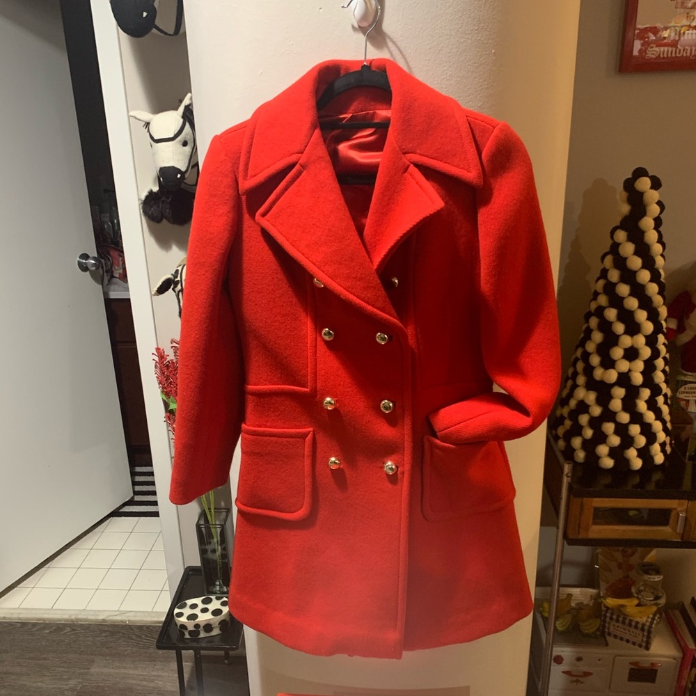 Vintage unbranded, double breasted red peacoat with gold plastic buttons